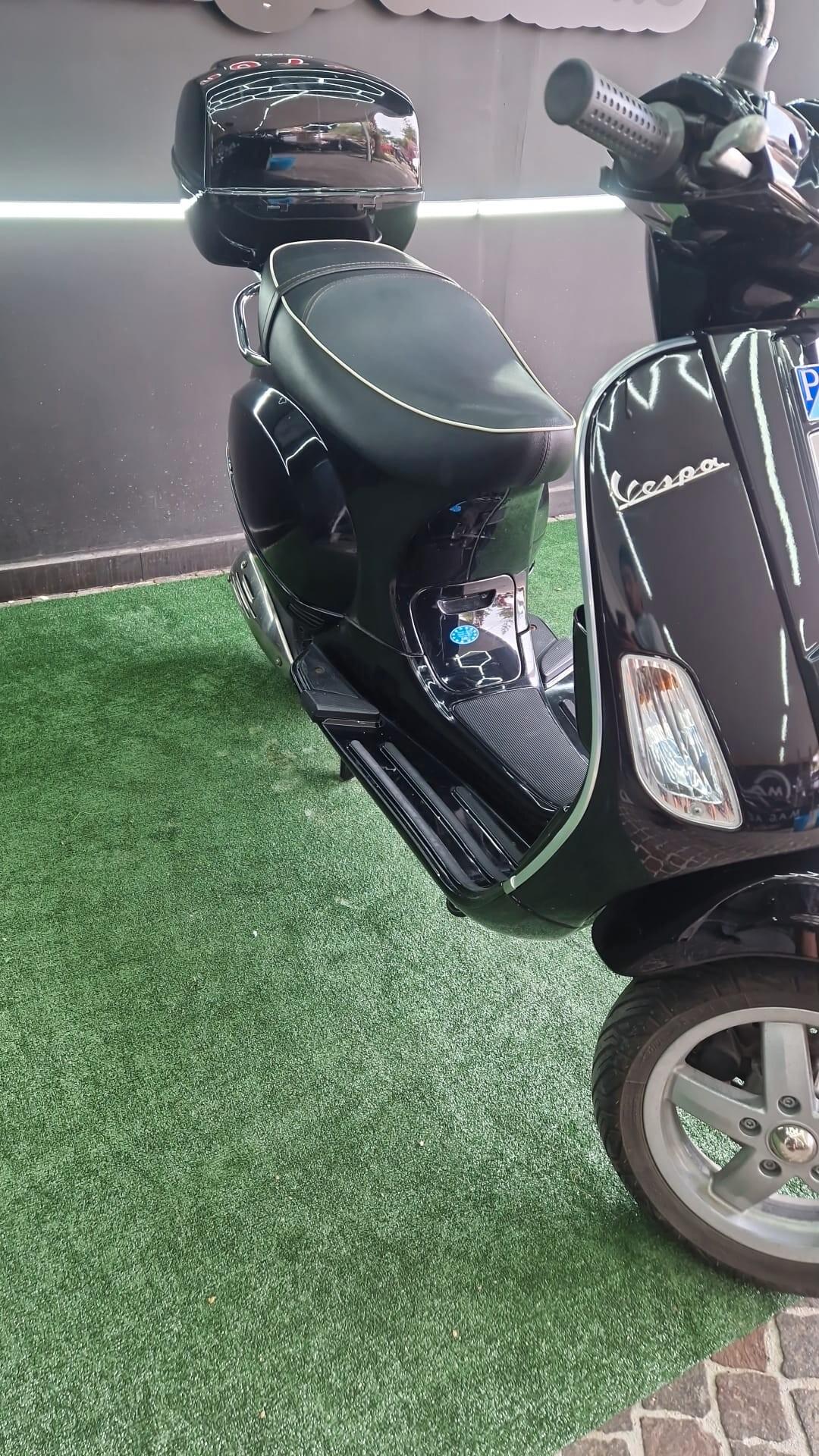 Piaggio Vespa 125 S