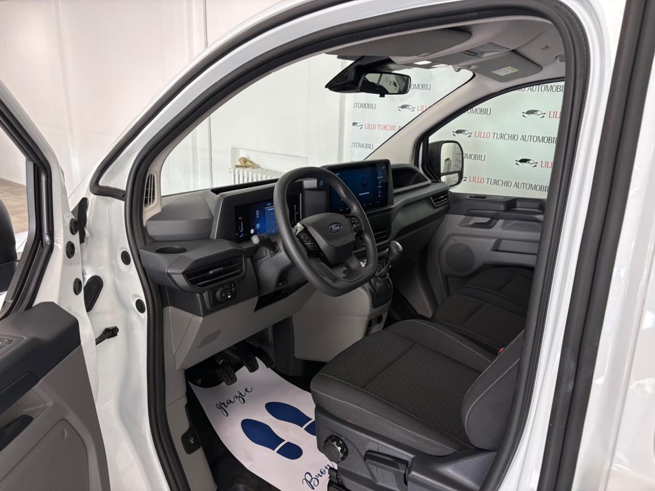 Ford Transit Custom 320 2.0 EcoBlue 136CVCombi 9 POSTI €24900+IVA