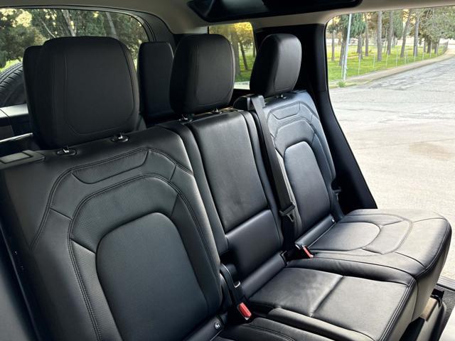LAND ROVER Defender 110 3.0D I6 200 CV AWD Auto SE 7 POSTI