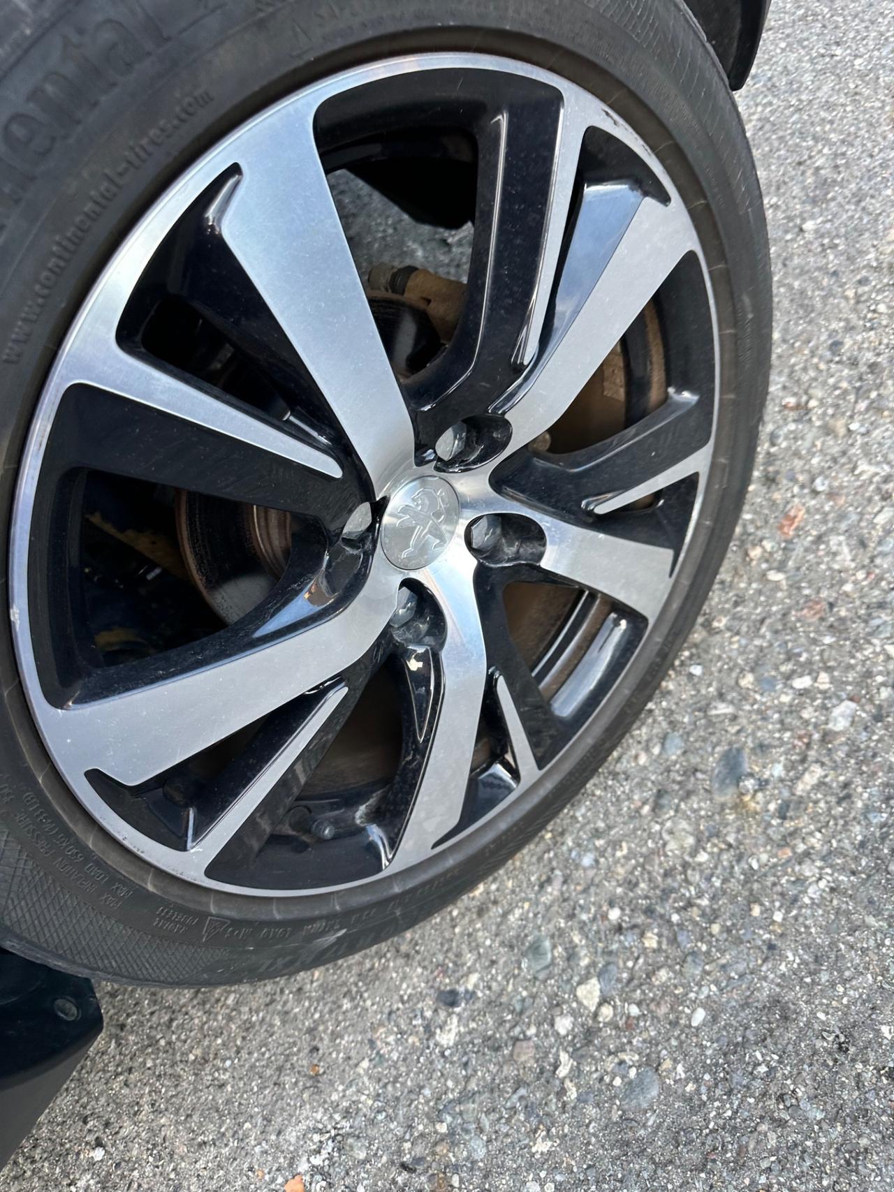 Peugeot 2008 BlueHDi 100 S&S GT Line
