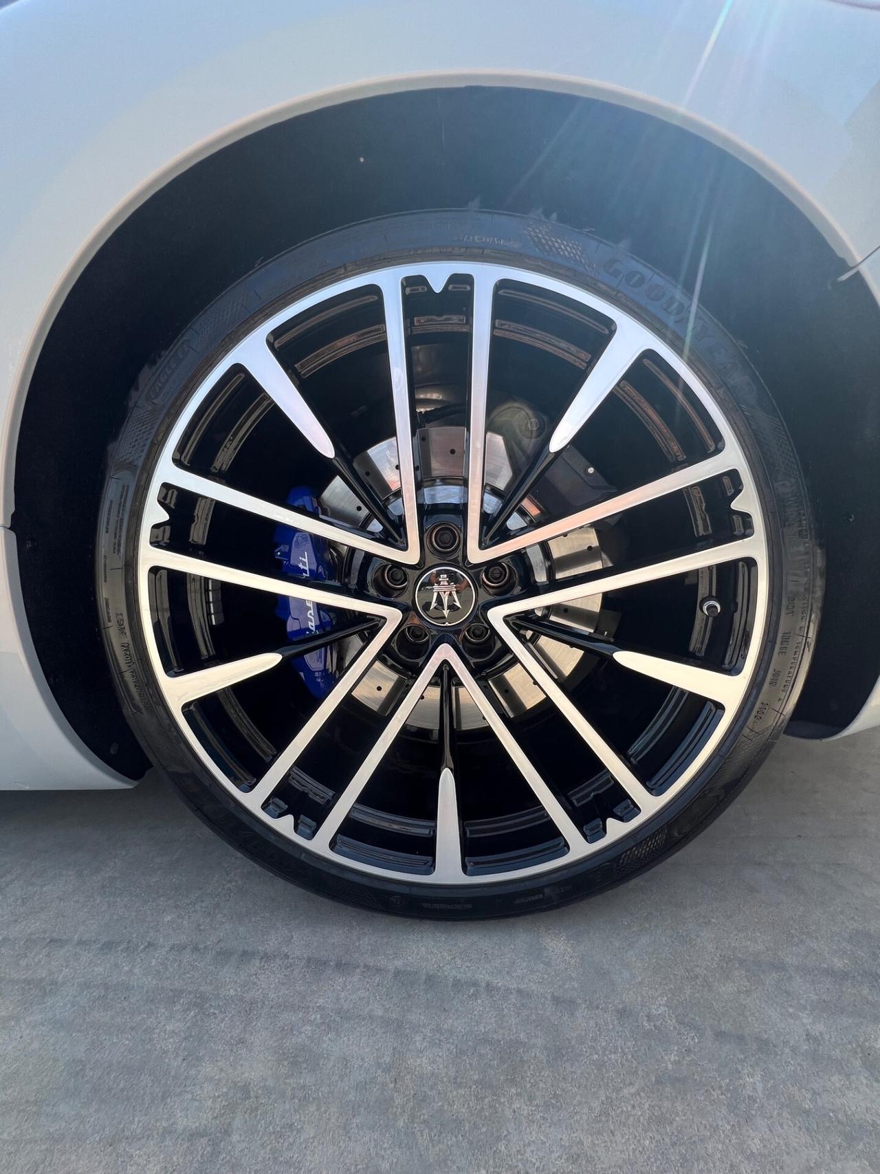 Maserati GranTurismo Modena awd auto - SUPER OFFERTA T-STOCK