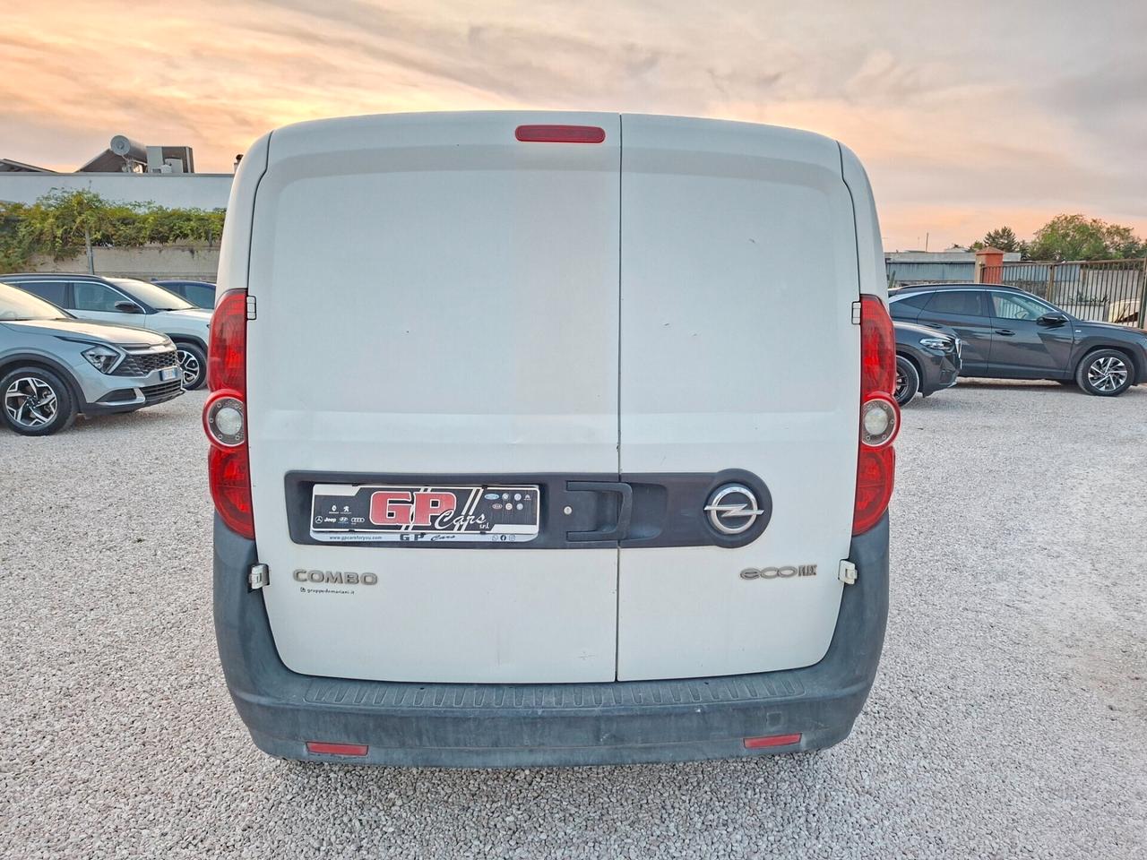 OPEL COMBO 1.3 MTJ AUTOCARRO