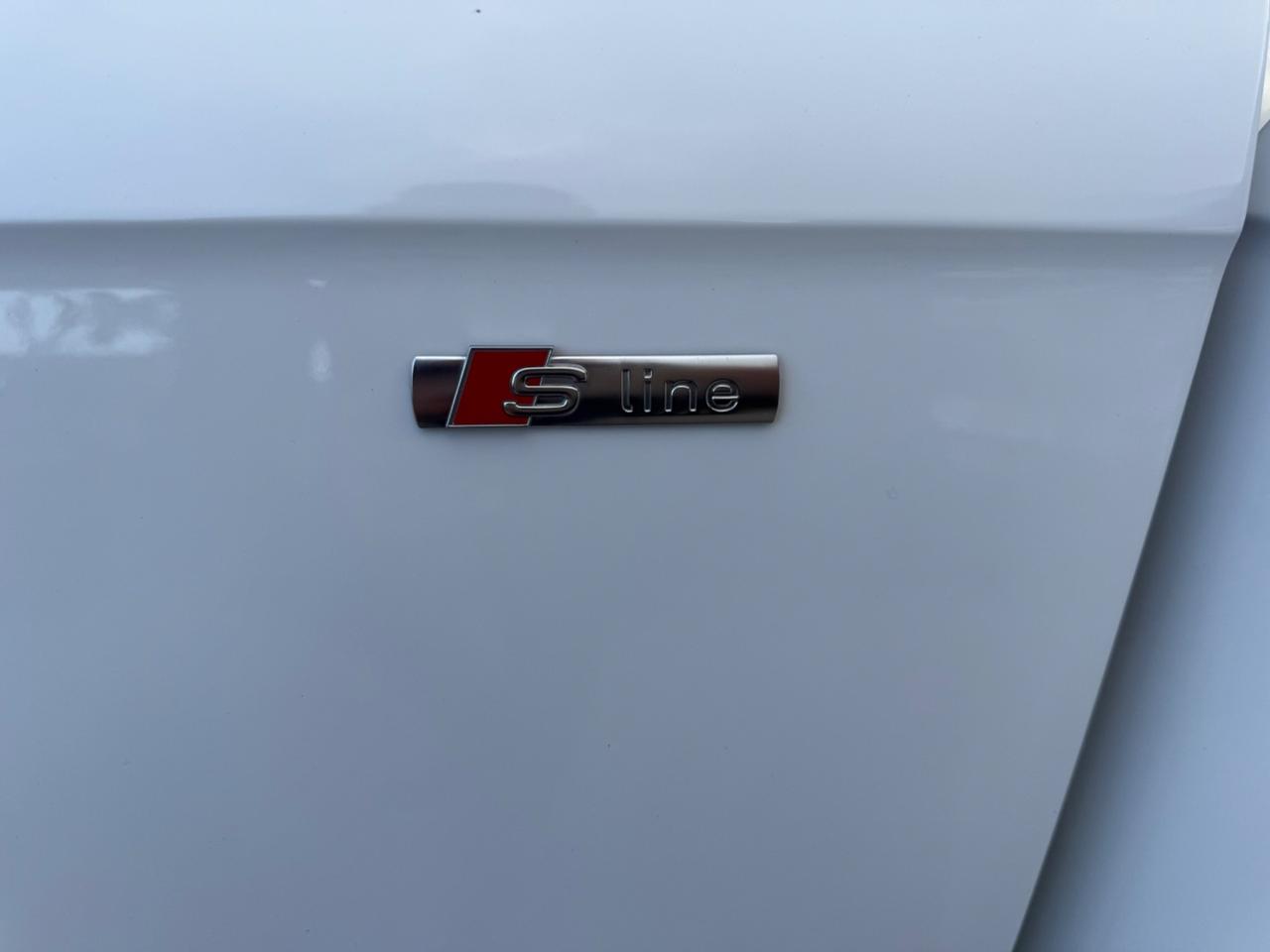 Audi A4 Avant 2.0 TDI 120 CV S-LINE