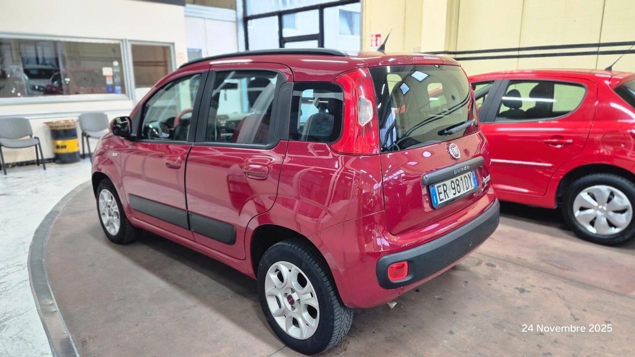 Fiat Panda 0.9 TwinAir Turbo Natural Power Lounge