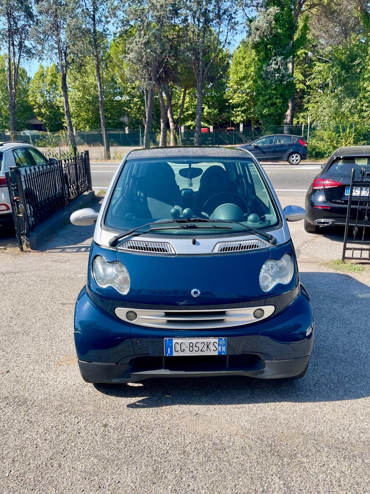 Smart 700 city-coupé passion