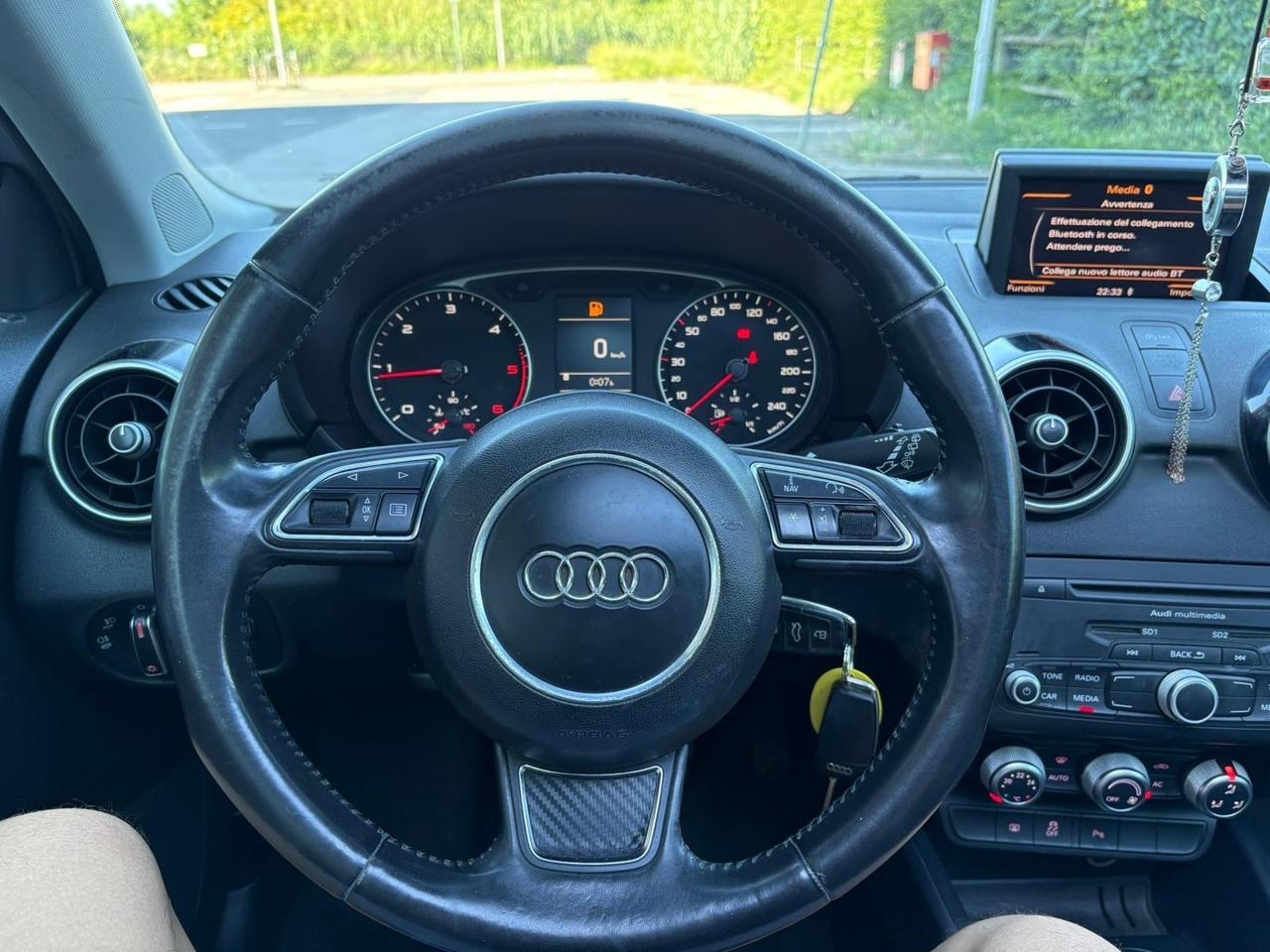 Audi A1 1.6 TDI 105 CV Attraction 281.000 KM TETTUCCIO APRIBILE