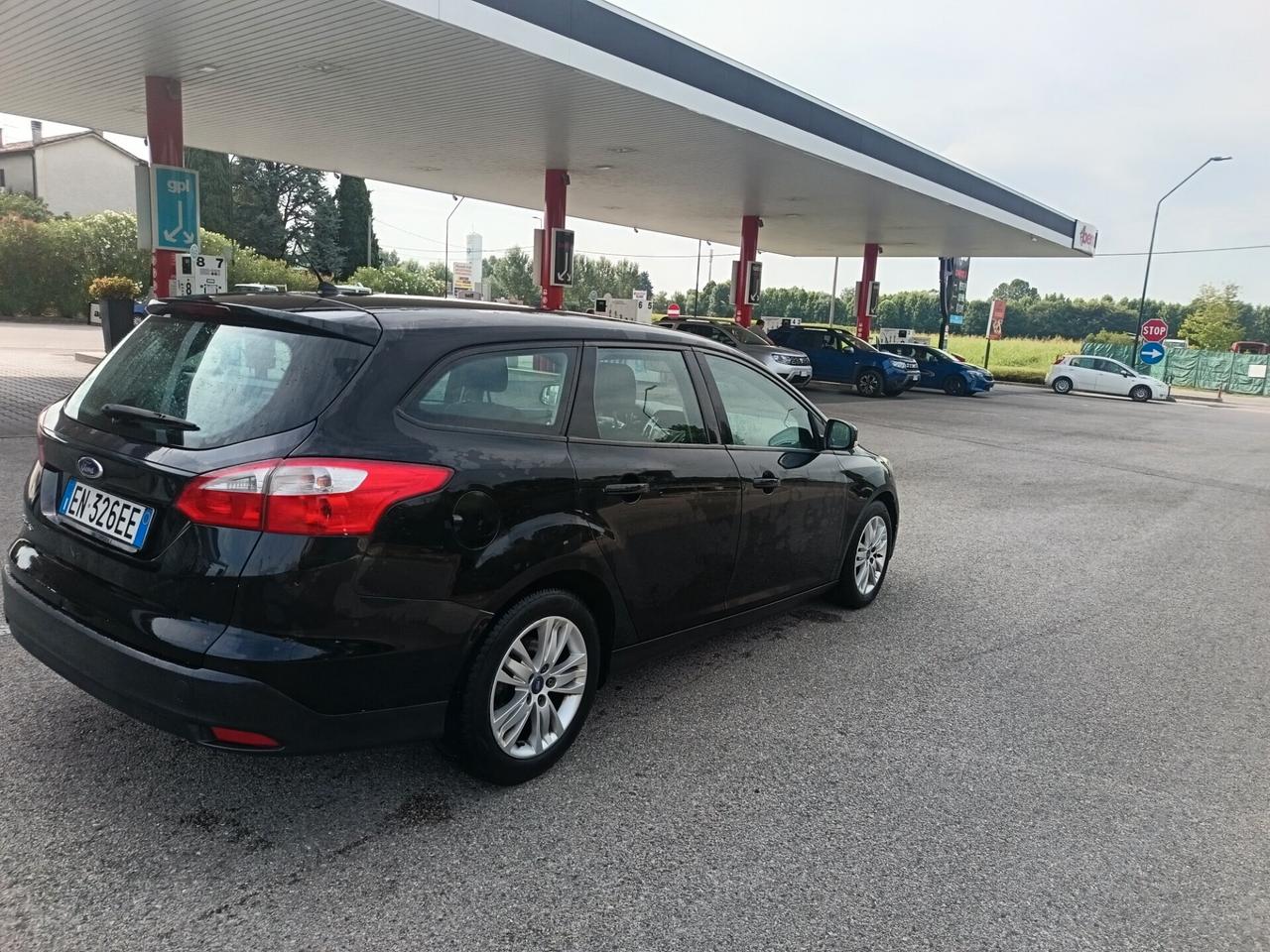 Ford Focus 1.6 TDCi 115 CV 2012 ok neo patente