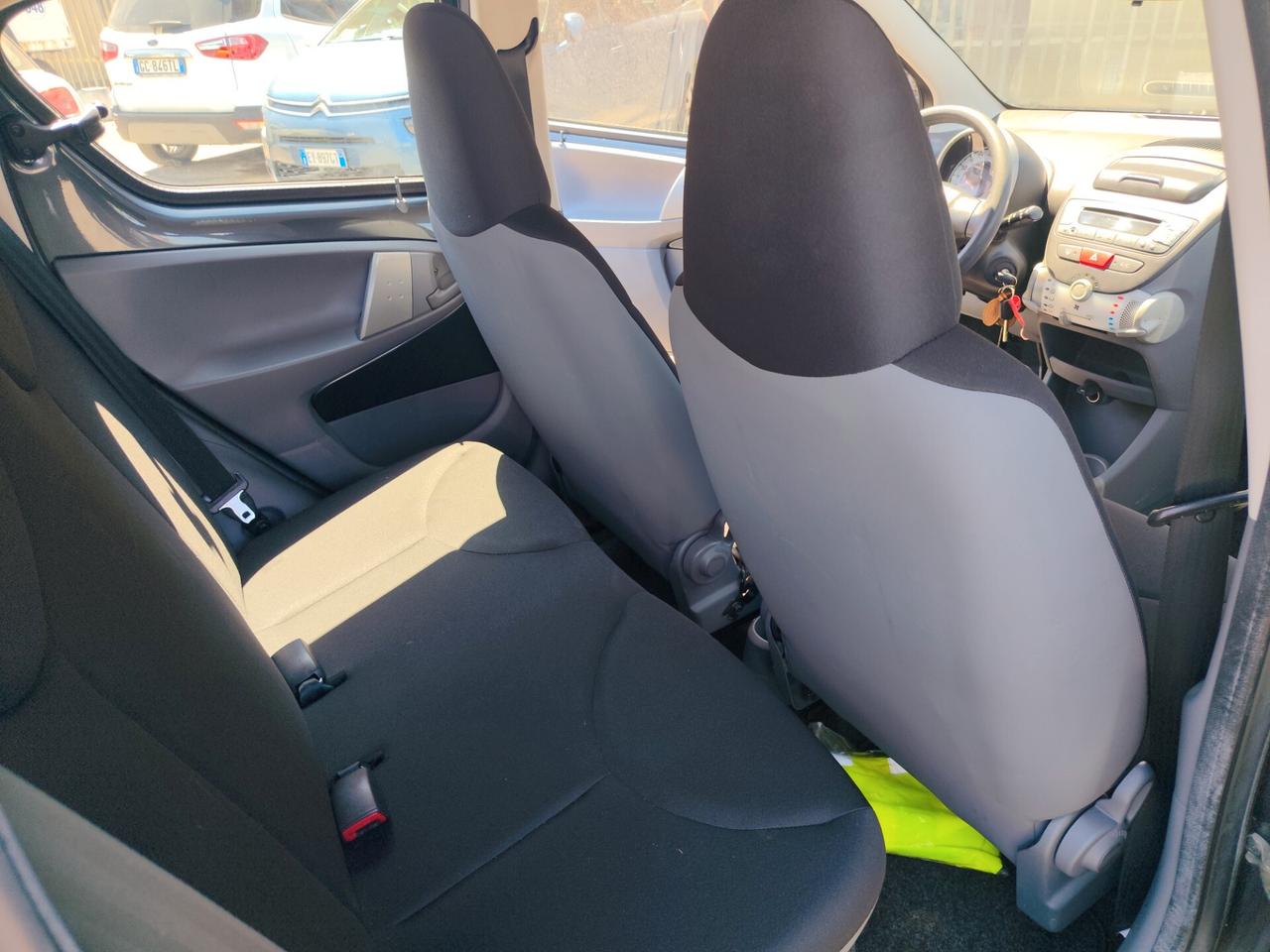 Toyota Aygo 1.0 5 porte Now Connect !24.000 km!