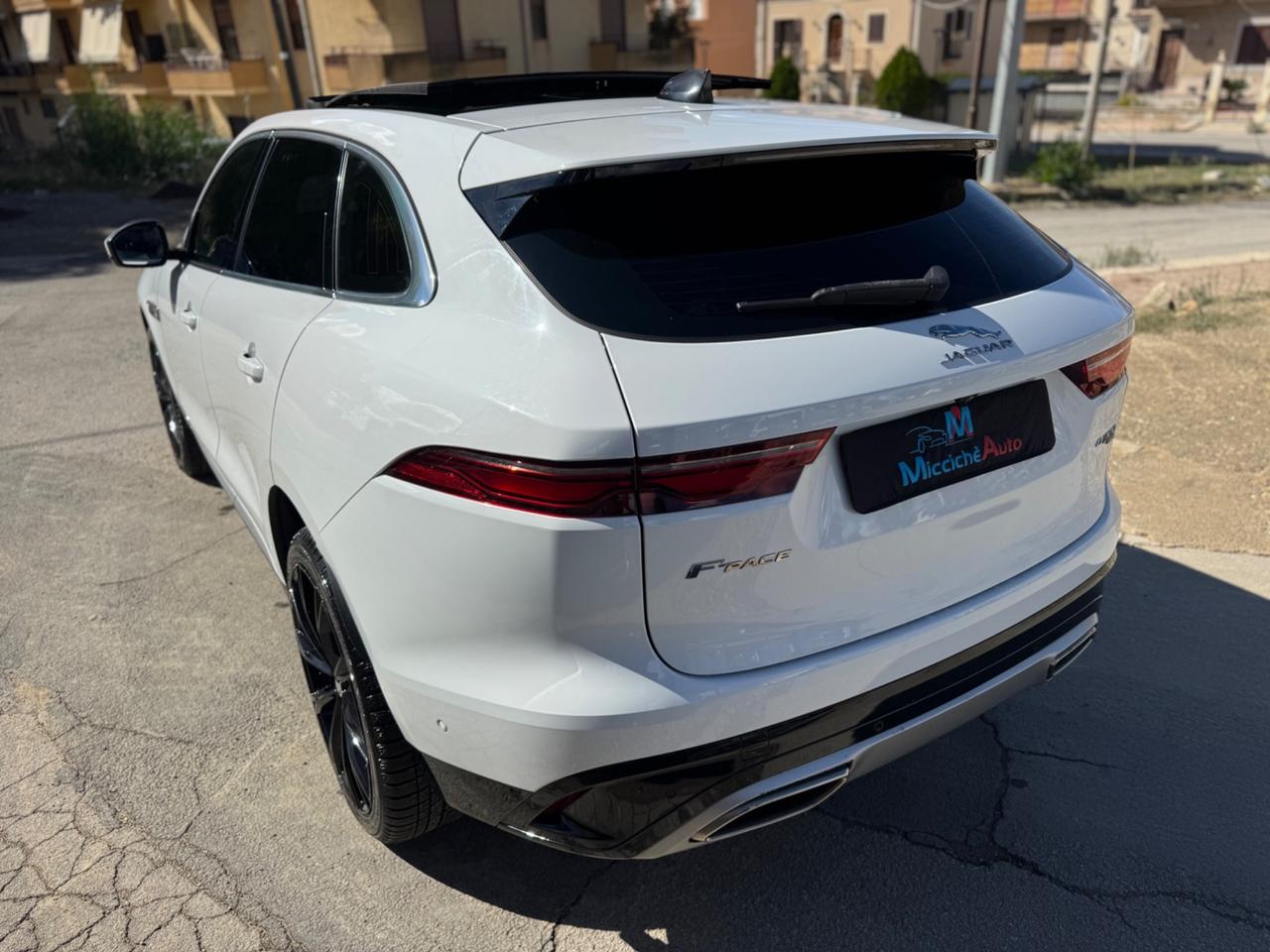 JAGUAR F-PACE 30D 300 CV MHEV R-DYNAMIC R22 TETTO FULL IVA