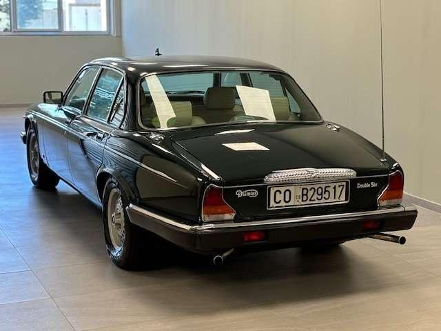 Jaguar Daimler Double Six