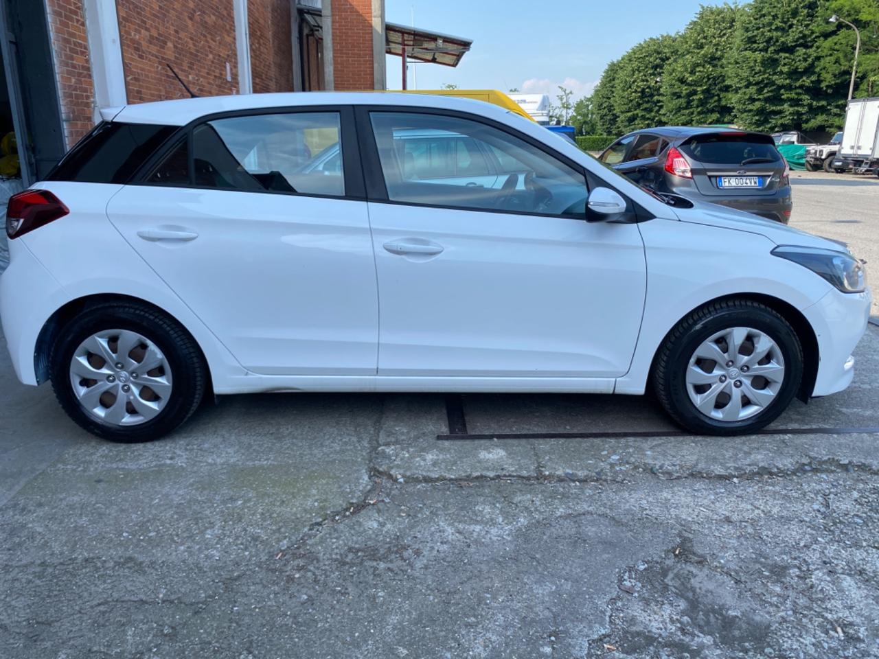 Hyundai i20 1.2 5 porte Classic