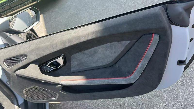 Lamborghini Huracan Sterrato Huracan Sterrato 5.2 610 awd