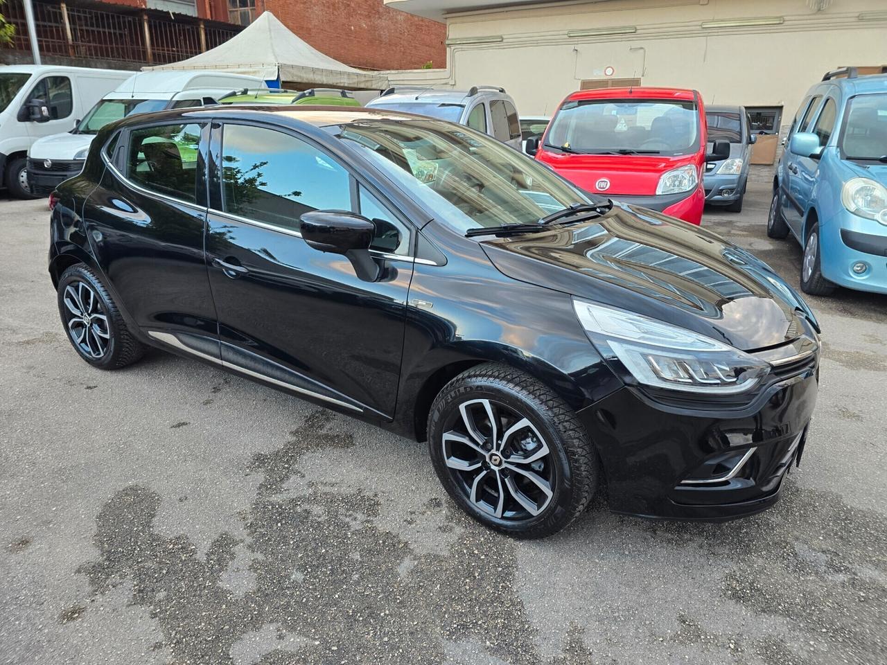 Renault Clio TCe 12V 90 CV GPL 5 porte Moschino Intens