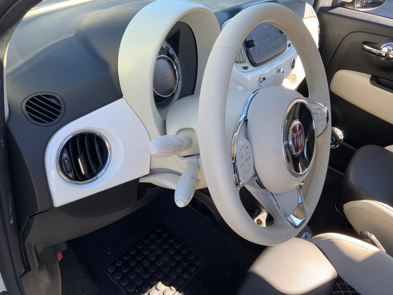 Fiat 500 C 1.0 Hybrid Dolcevita