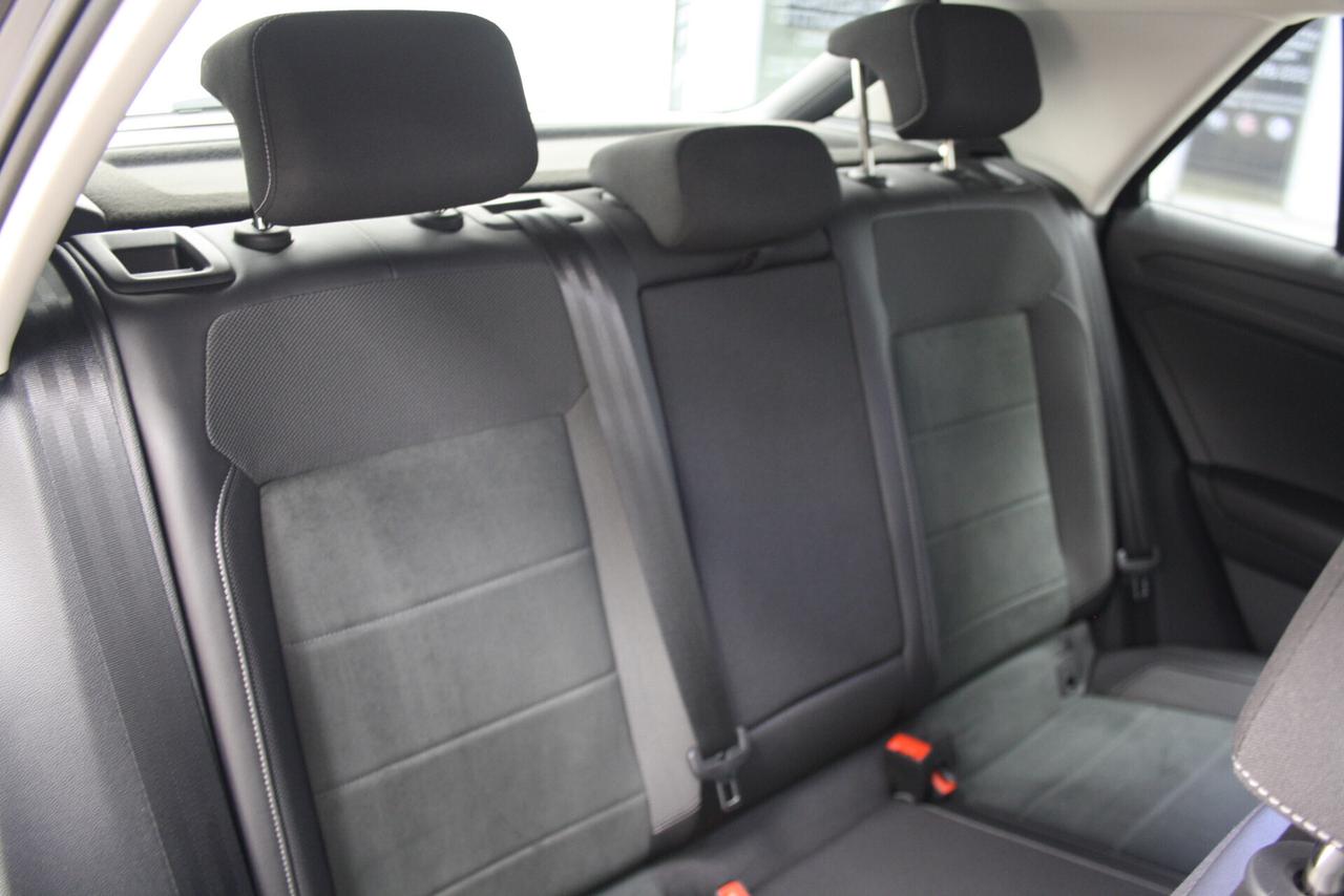 VOLKSWAGEN T-ROC 2.0 TDI 116CV BLACK *2023