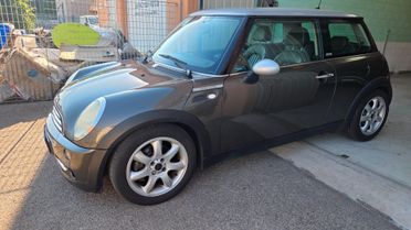 Mini 1.6 16V One de luxe