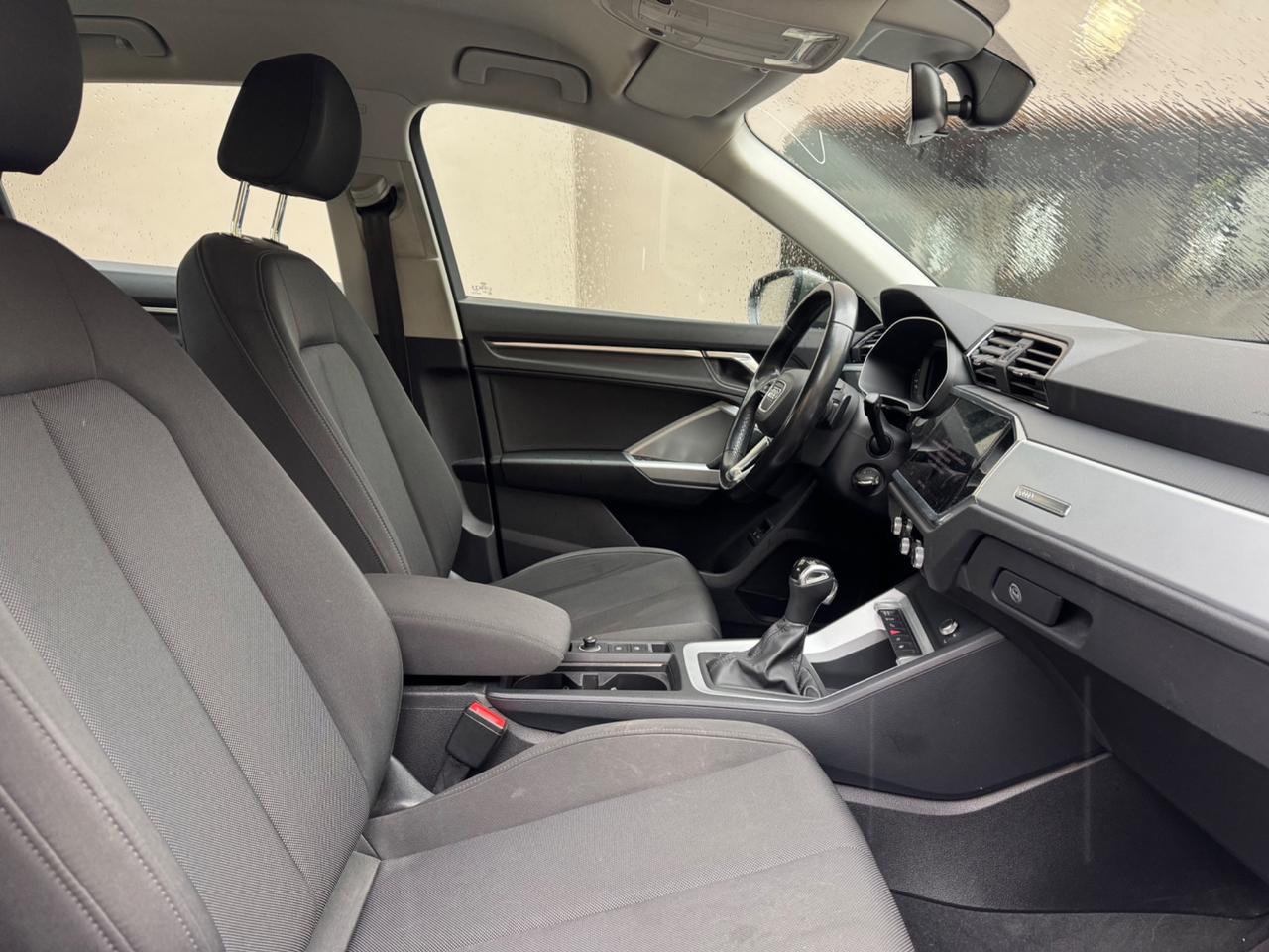 Audi Q3 SPB 45 TFSI e S tronic Business Plus