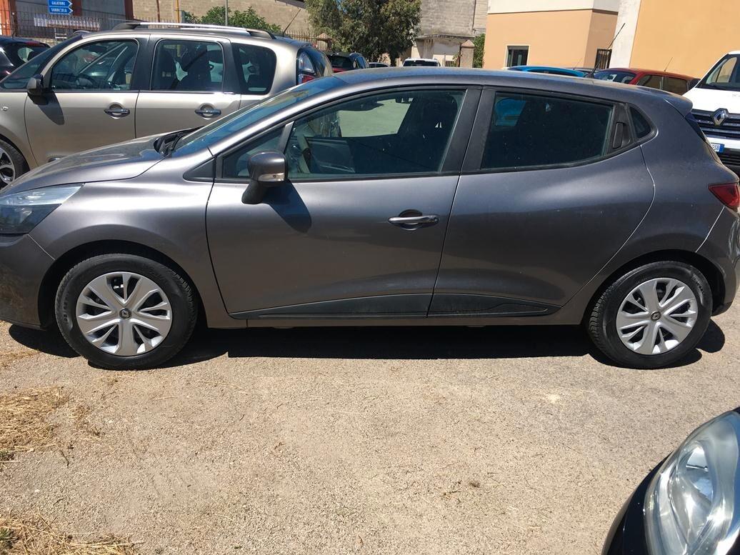 Renault Clio 1.2 75CV 5 porte Life