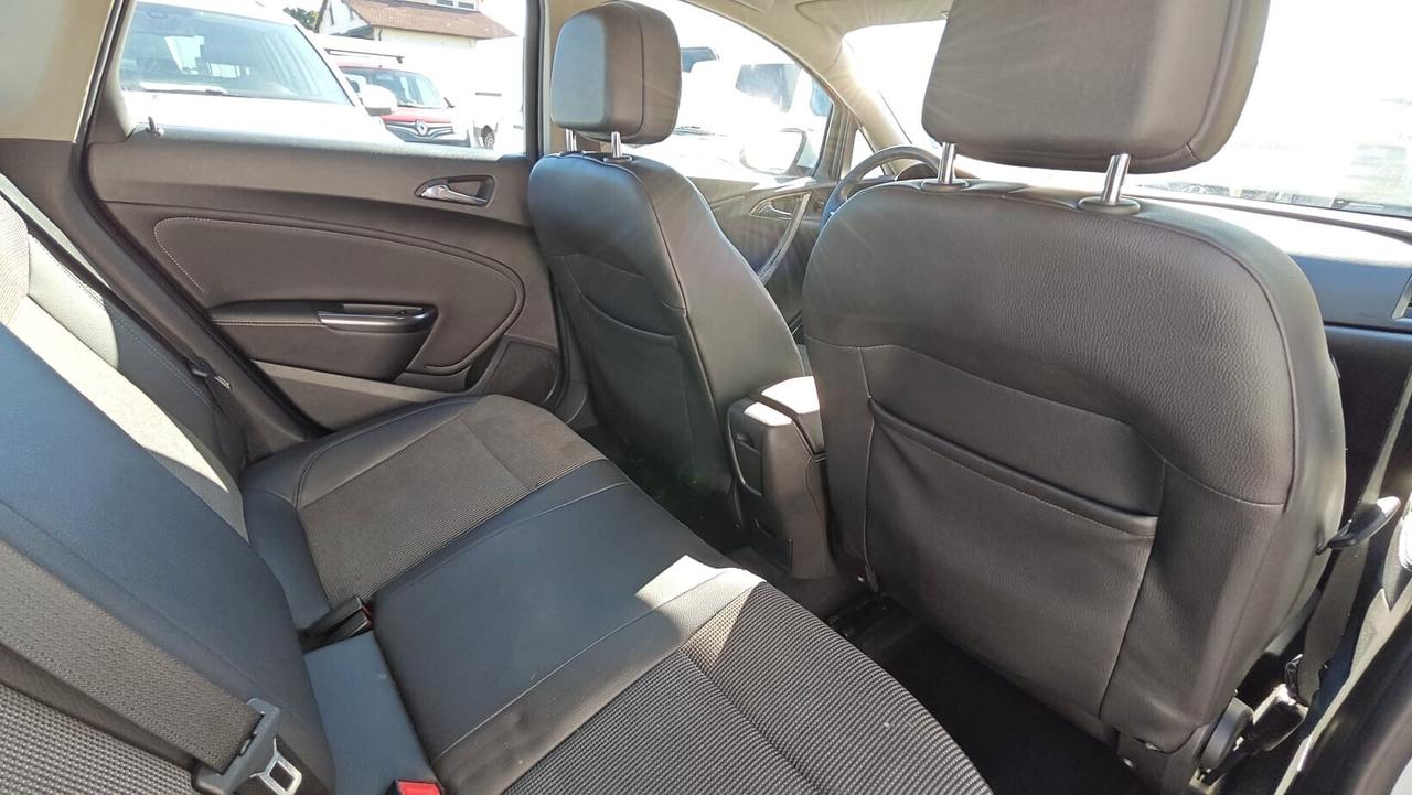 Opel Astra 1.7 CDTI 110CV 5 porte Cosmo