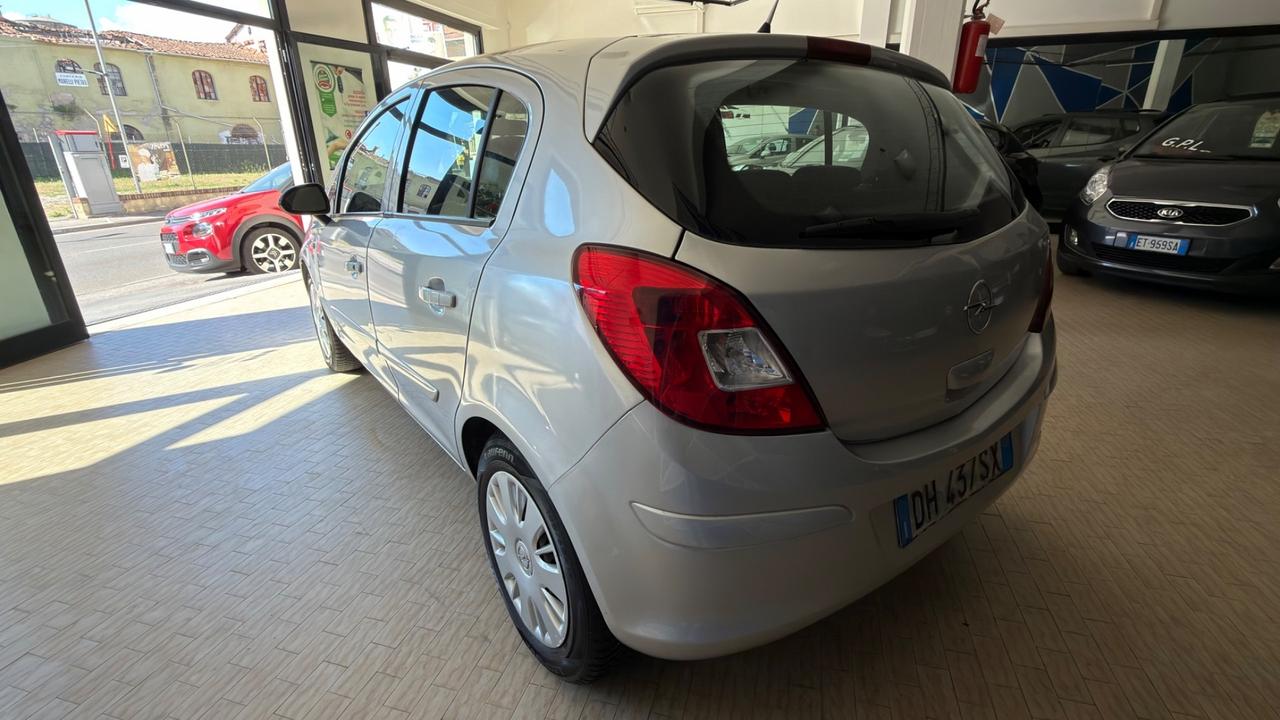 Opel Corsa 1.3 CDTI 75CV 5 porte Cosmo
