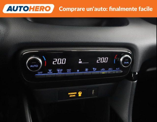 TOYOTA Yaris 1.5 Hybrid 5 porte Lounge