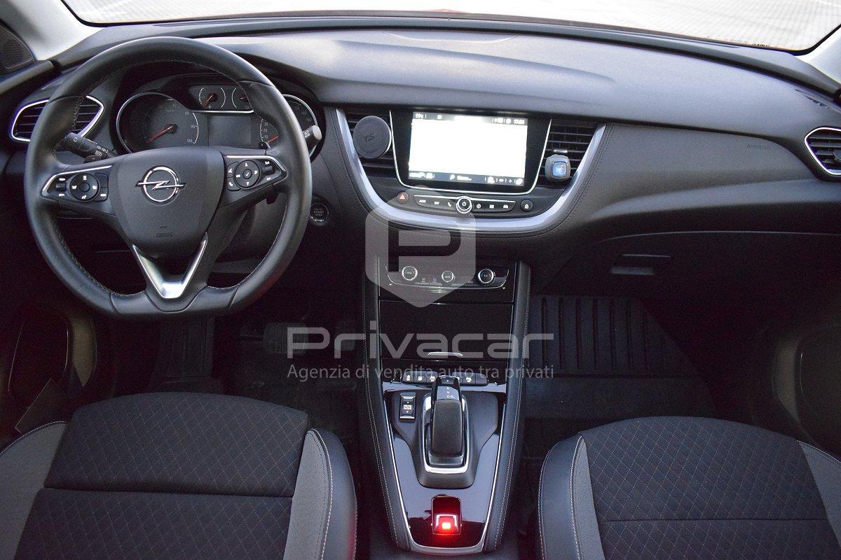 OPEL Grandland X 1.6 Hybrid4 Plug-in aut. AWD