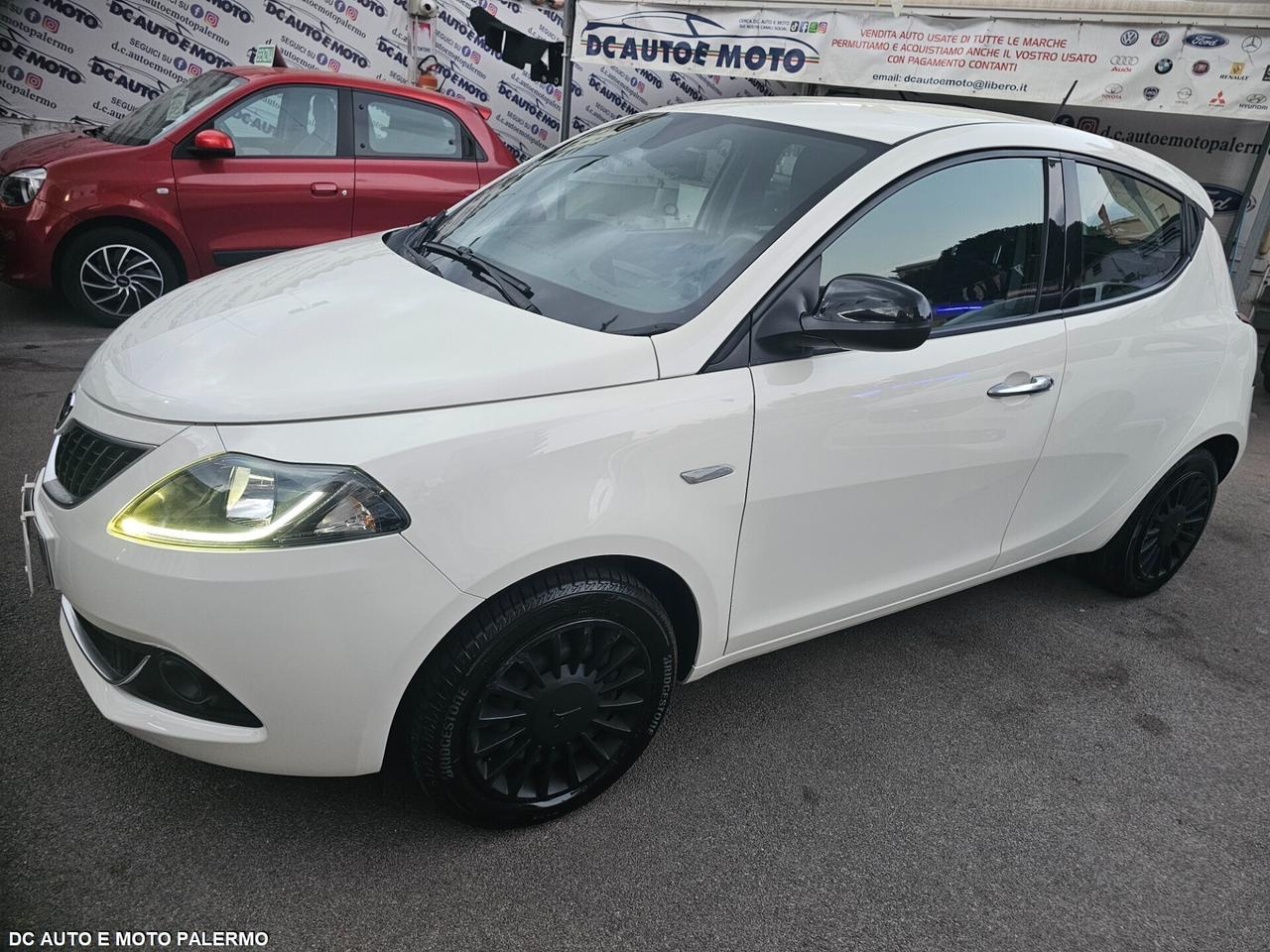 Lancia Ypsilon1.0 Benzina 69CV.Hybrid Ecochic 2022