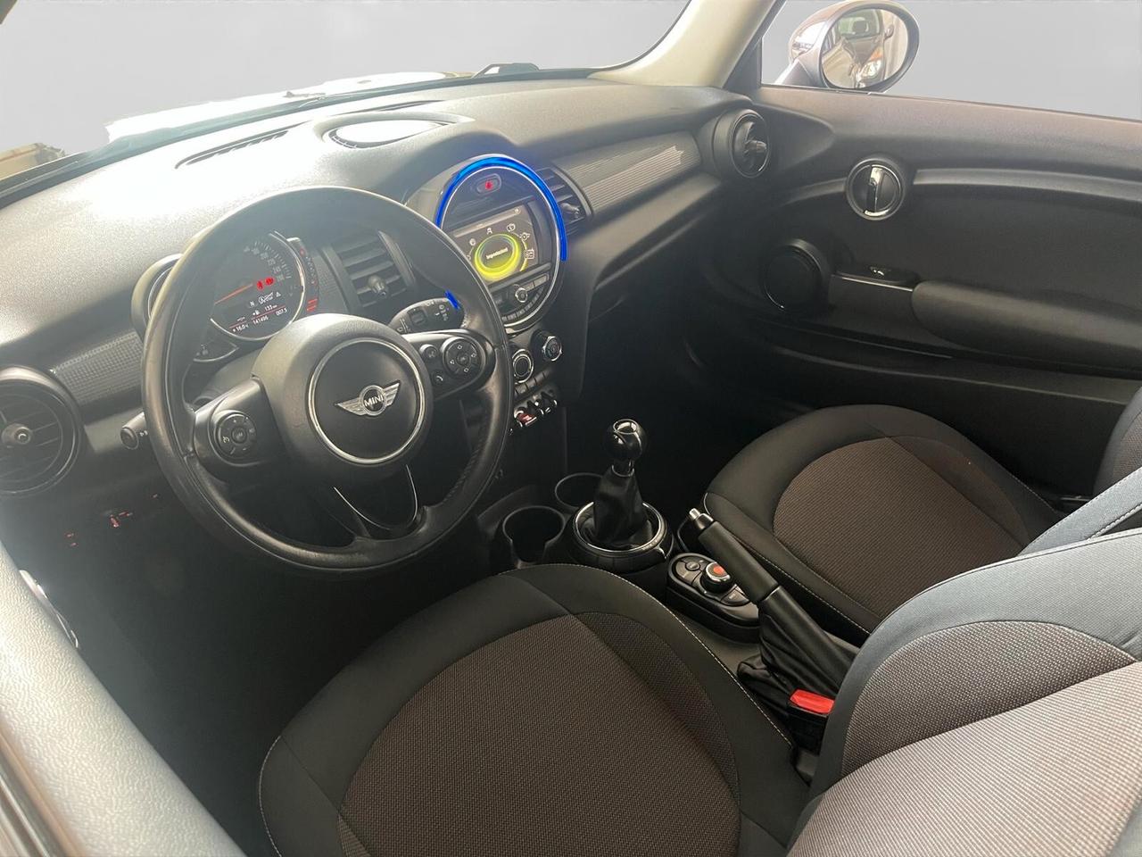 Mini 1.5 Cooper D 116cv Hype FULL BLACK