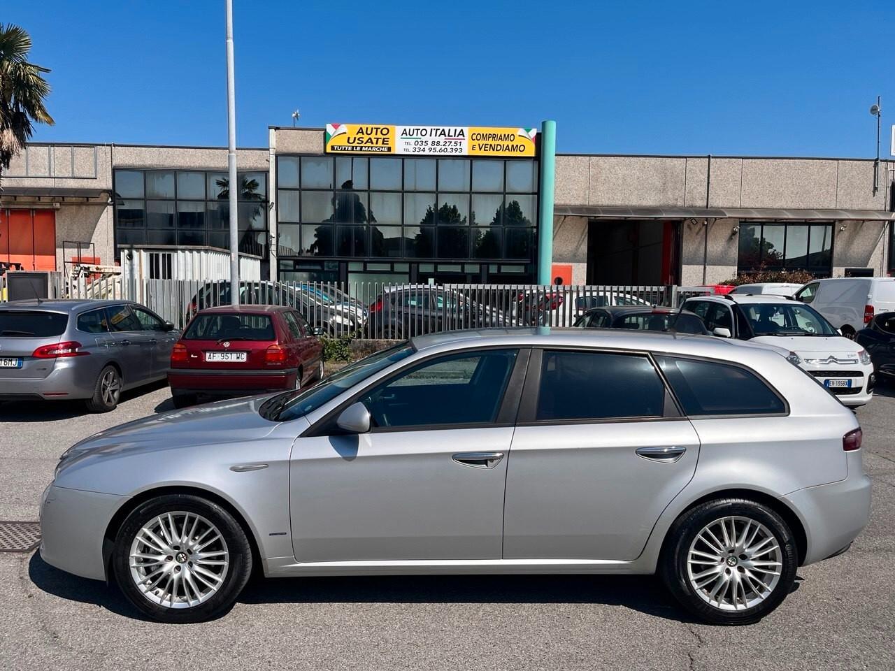 Alfa Romeo 159 1.9 JTDm Sportwagon Distinctive