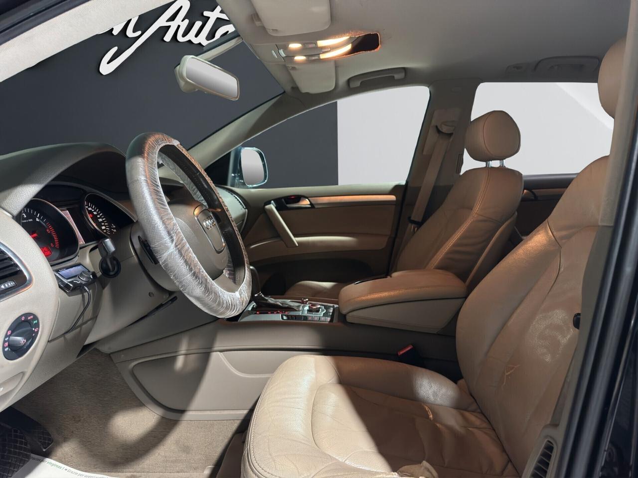 Audi Q7 3.0 V6 TDI 233CV quattro tiptronic