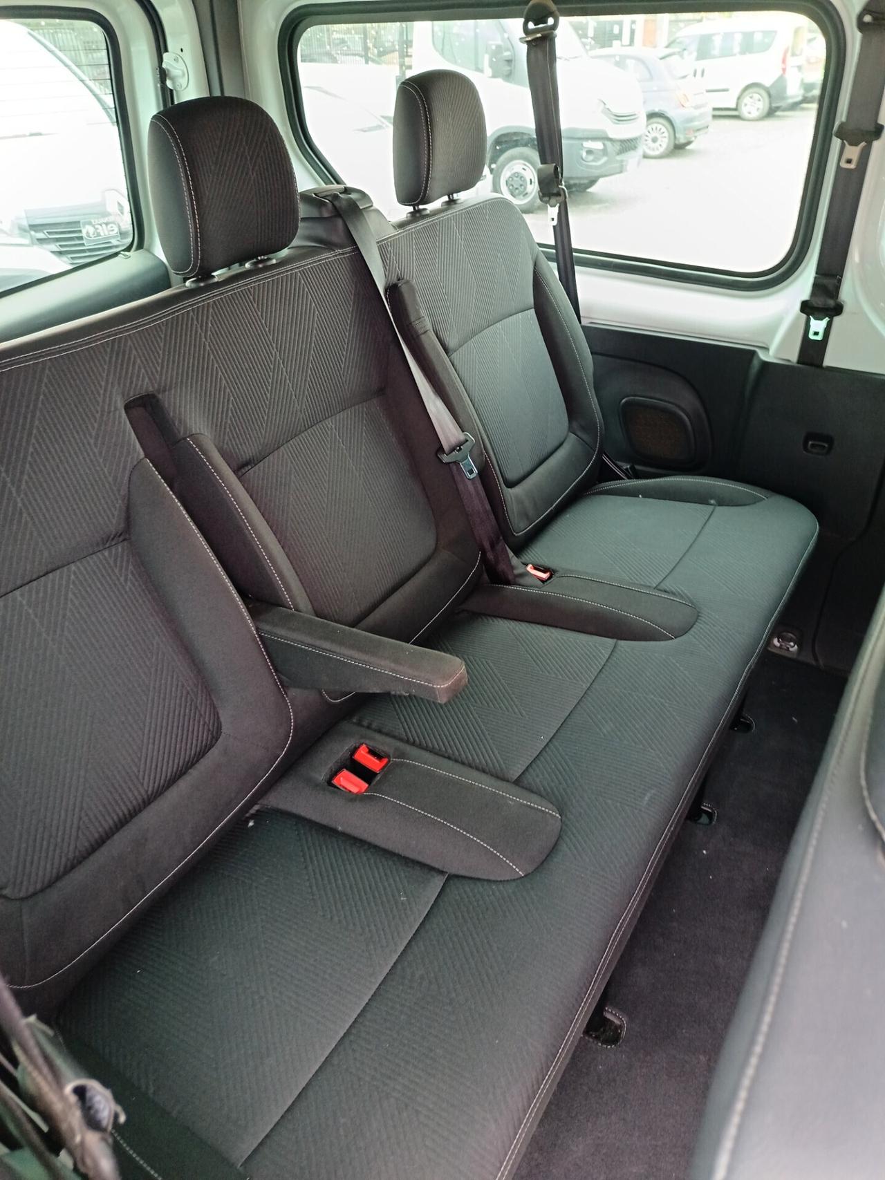 Renault Trafic T27 1.6 dCi 120CV PL 9 POSTI EURO 6