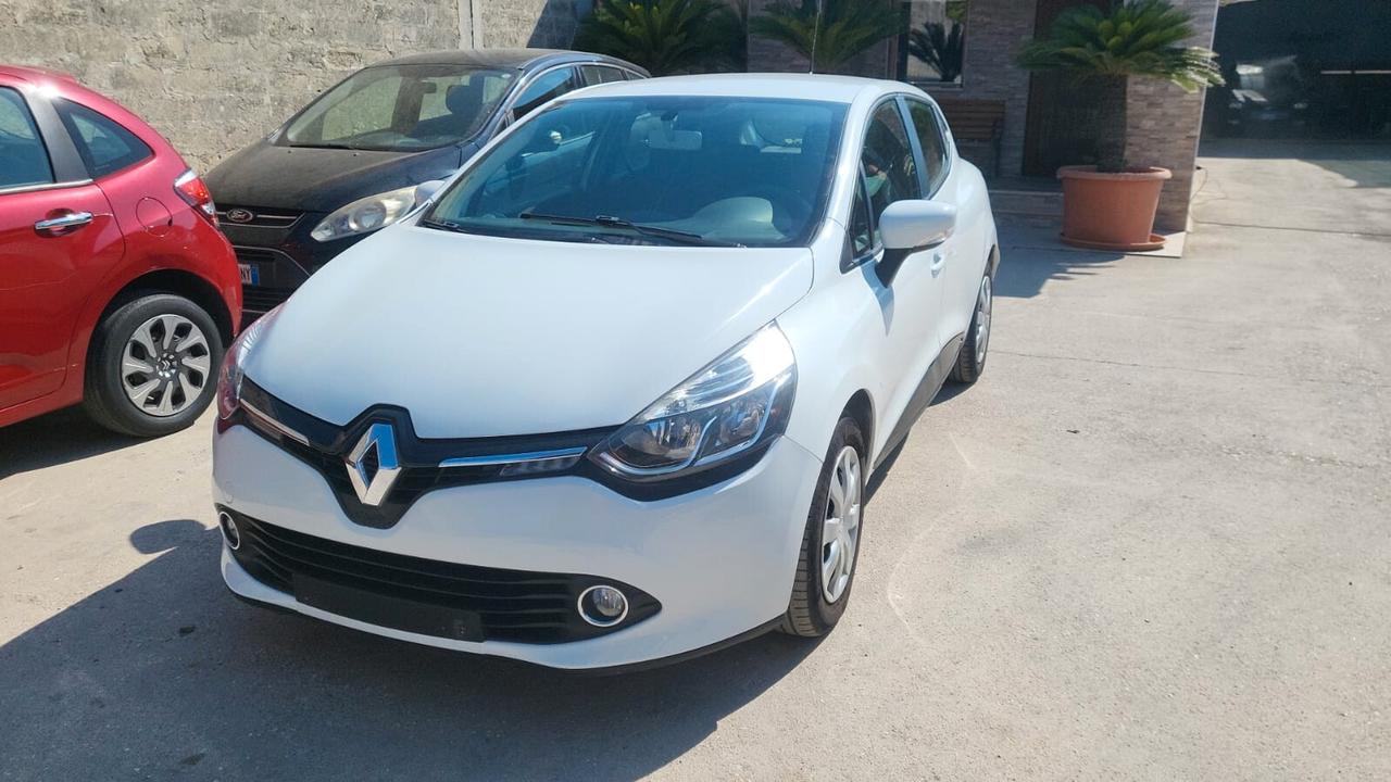 Renault Clio 1.5 dCi 8V 75CV 5 porte Costume National