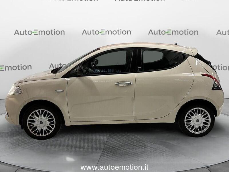 Lancia Ypsilon 1.2 69 CV 5 porte Gold