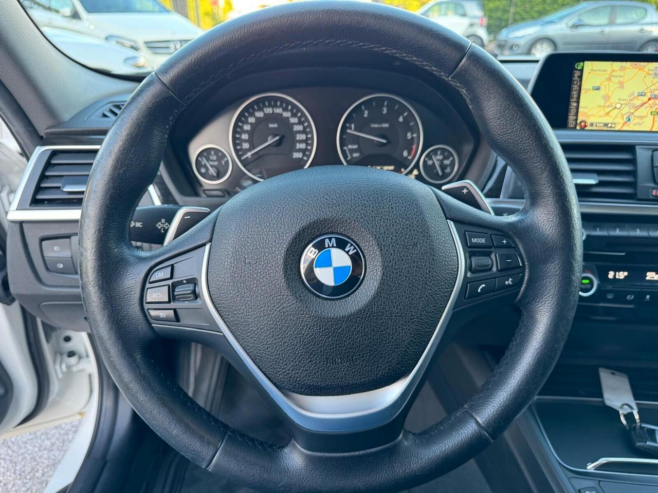 Bmw 320 320d xDrive Luxury