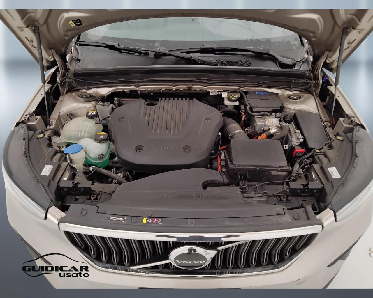 VOLVO XC40 2023 - XC40 1.5 t5 recharge phev Core auto