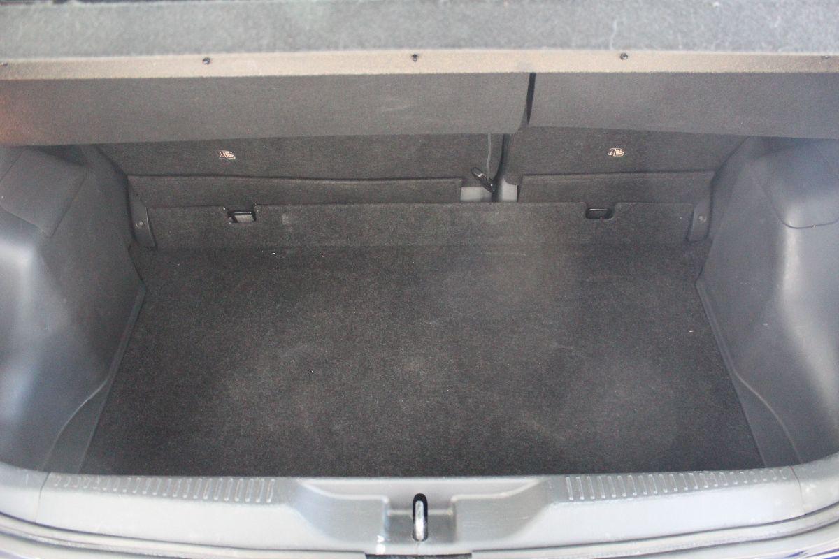 TOYOTA - Urban Cruiser - Cruiser 1.4 D-4D AWD Sol