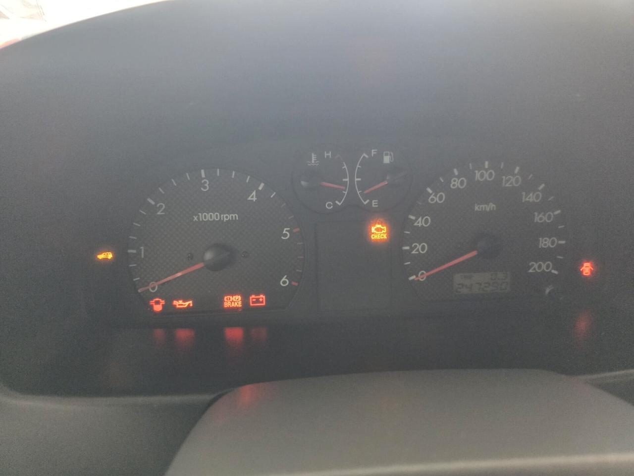 HYUNDAI TECCARAN 4X4 2.9 DIESEL DEL NORD ITA 2004