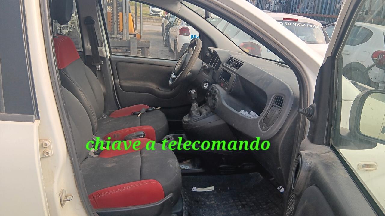 Fiat Panda 4x4 incidentata sinistrata mondialcars