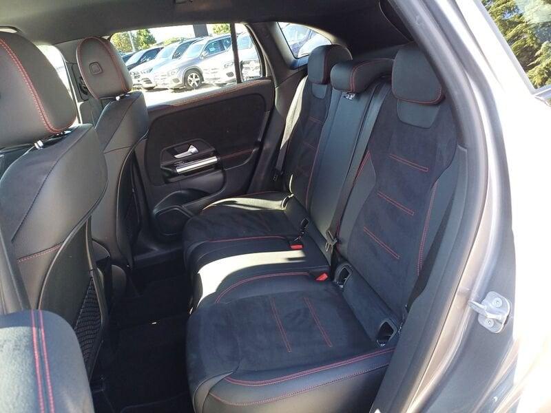 Mercedes-Benz GLA GLA 180 d AMG Line Advanced Plus NIGHT-PACK