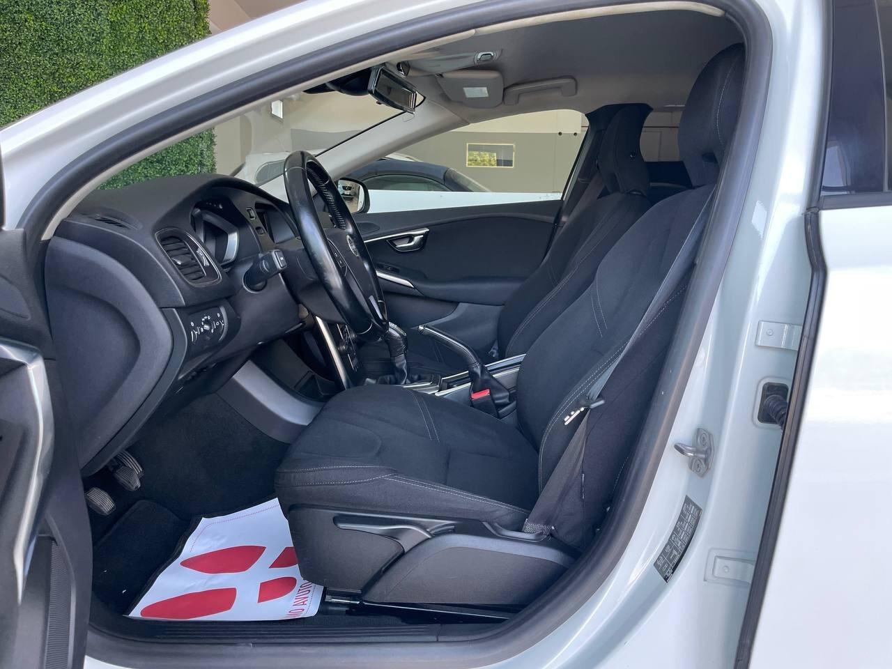 Volvo V40 D2 - Distribuzione Eseguita