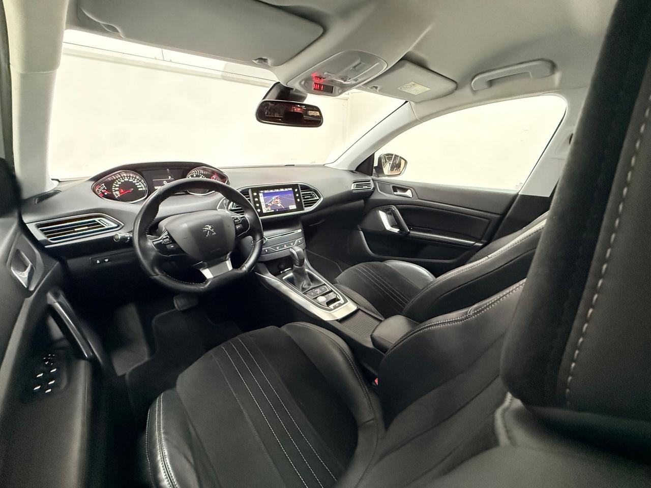 Peugeot 308 1.6 BHDi 120 cv EAT6 SW Allure 07/2016 Euro 6B