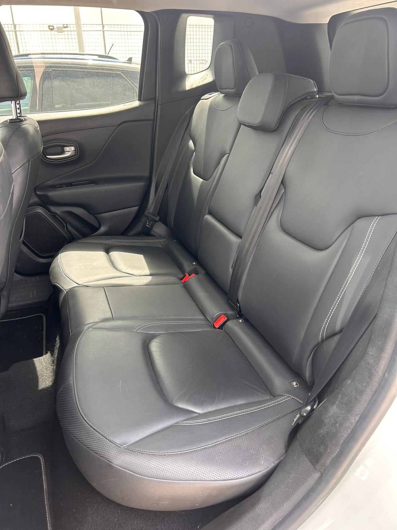 Jeep Renegade 1.5 Turbo T4 MHEV Limited