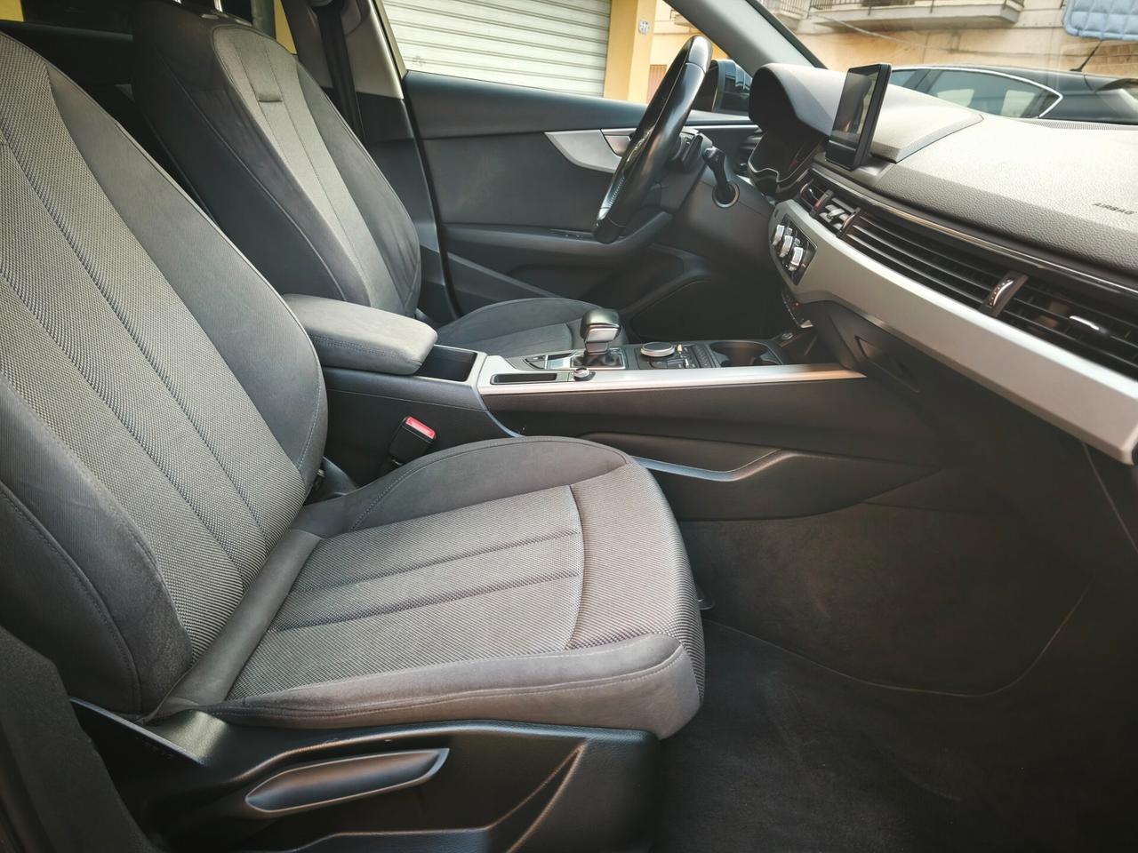 Audi A4 Avant 2.0 tdi 150 CV S-tr Distr fatta