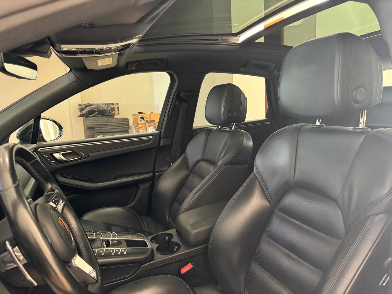 Porsche Macan 2.0 245CV TETTO PDLS+