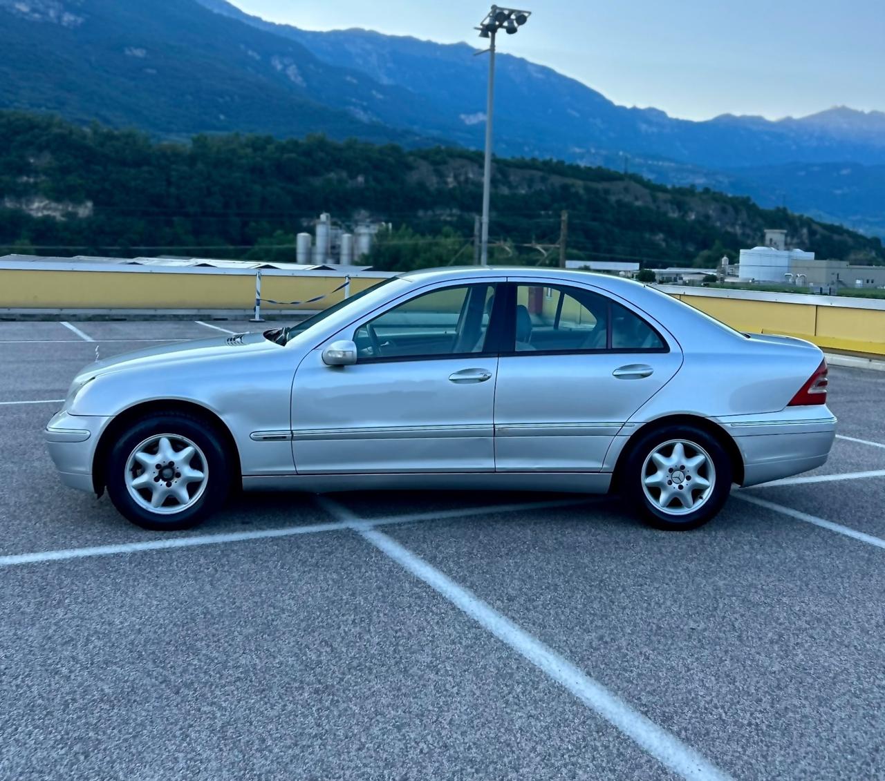 Mercedes-benz C 200 CDI Avantgarde