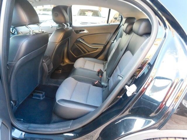 Mercedes-benz GLA 200 d Premium