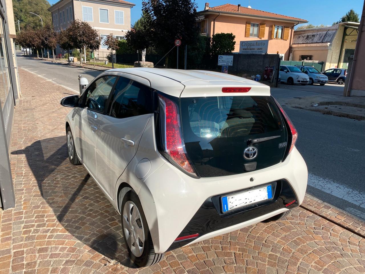 Toyota Aygo 1.0 VVT-i 69 CV 5 porte x-clusiv