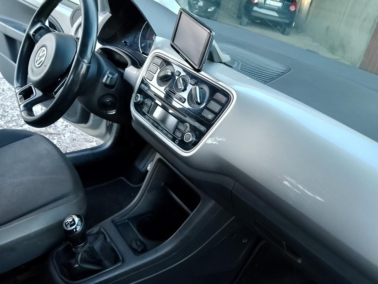 Volkswagen up 1.0 tutta tagliandata full optional