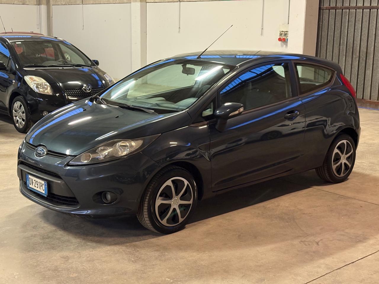 Ford Fiesta 1.2 82CV 3 porte Titanium UNICO PROPRIETARIO