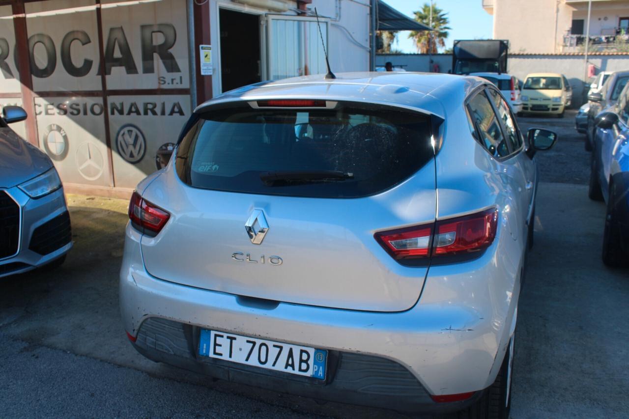 Renault Clio 1.2 75CV 5 porte Wave
